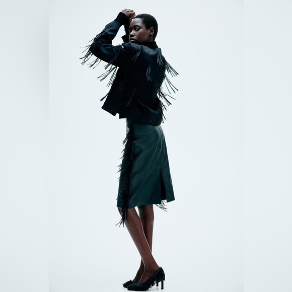 H&M NWT COATED SKIRT WITH FRINGE - Picture 5 of 7